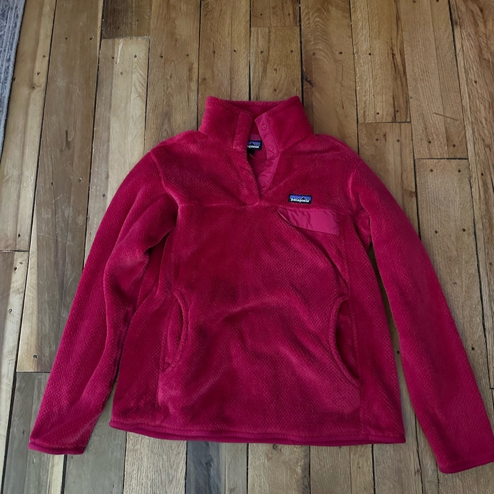 Women’s Patagonia pullover